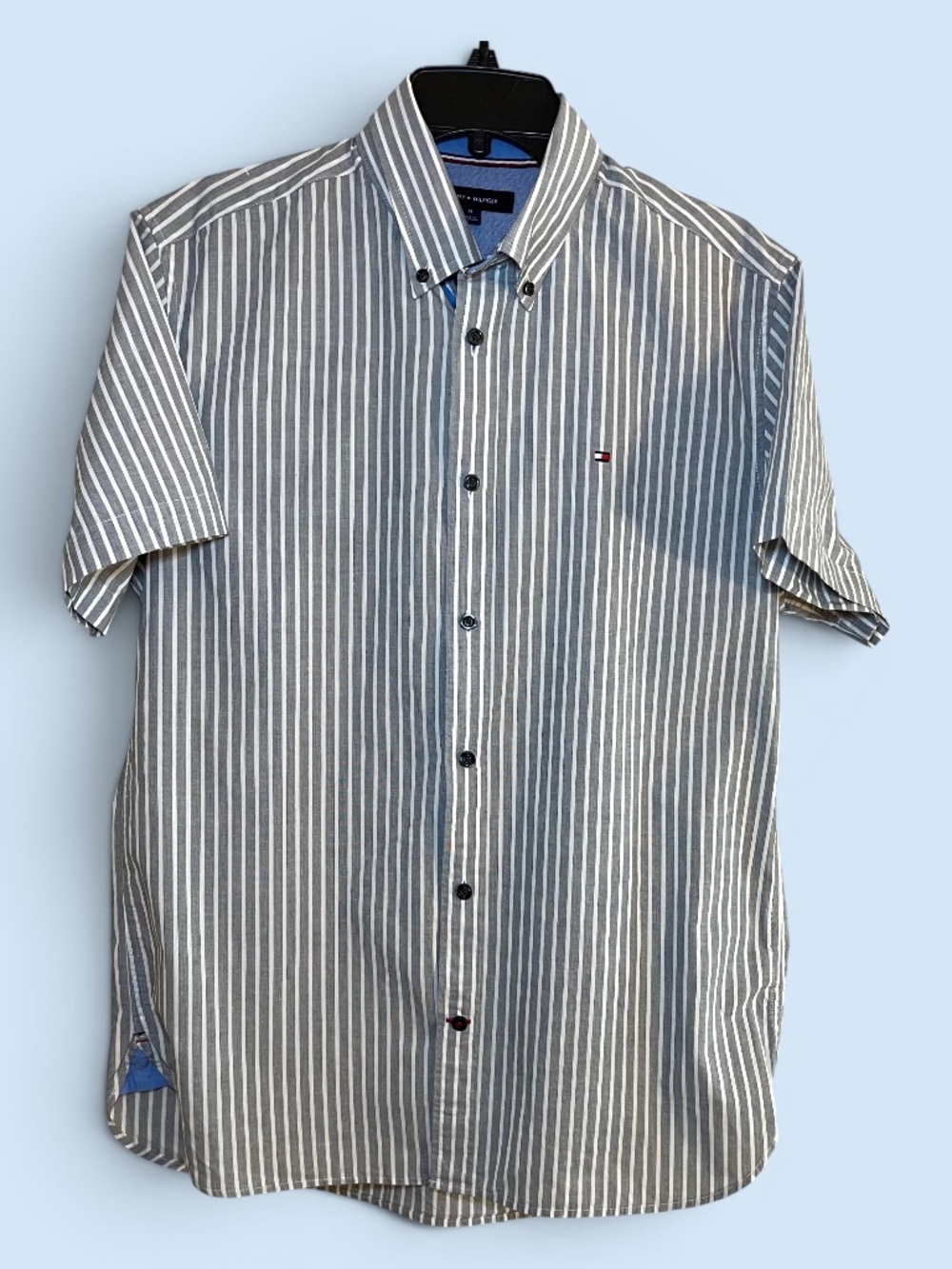 Tommy Hilfiger Men’s Striped Cotton Short Sleeve Button Up Shirt Size M